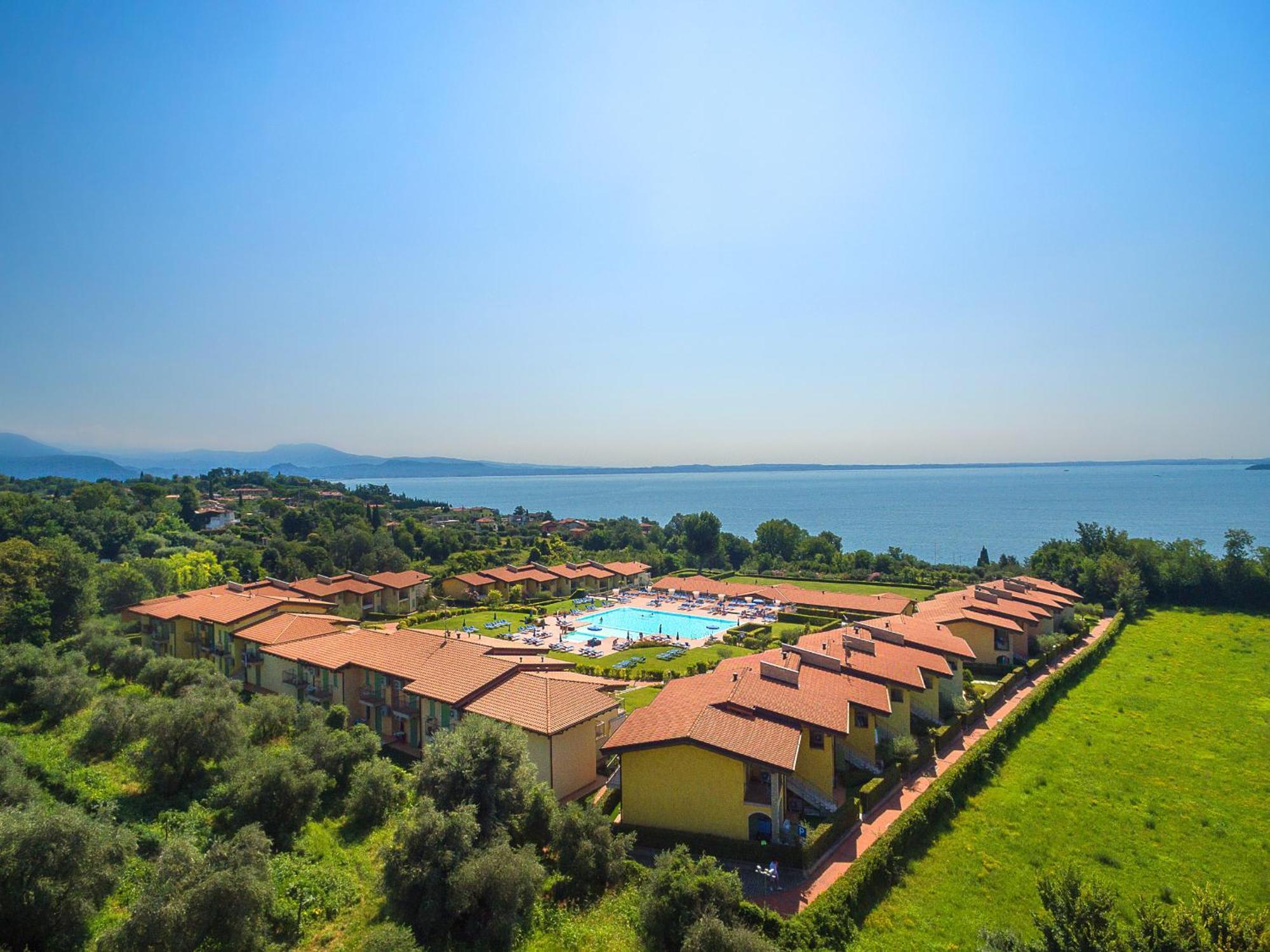 Montecolo Resort By Wonderful Italy Manerba del Garda Exteriör bild